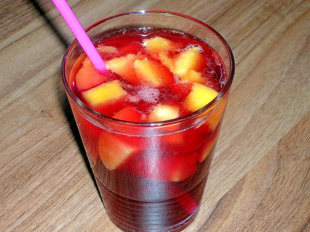 フルーツポンチ風カクテルソーダ レシピ 作り方 By はなはな桜 楽天レシピ