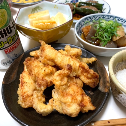 久しぶりに大分の鶏天が食べたくなり辿り着きました。子達も美味しいとパクパクあっという間にたいらげて♡ごちそう様でした