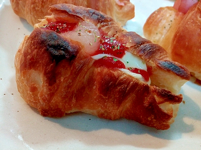 チーズとレモンの塩バタークロワッサン レシピ 作り方 By ぷ みぃまま 楽天レシピ