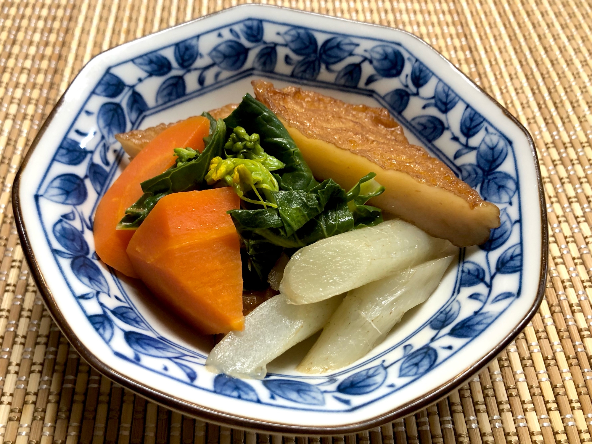 ウドとさつま揚げの煮物❤️菜の花添え