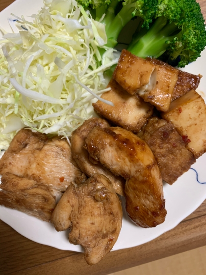 鶏ムネ肉と甜麺醤で中華風ピリ辛味噌丼