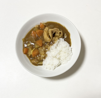 すりおろしりんご入り！まろやかカレー