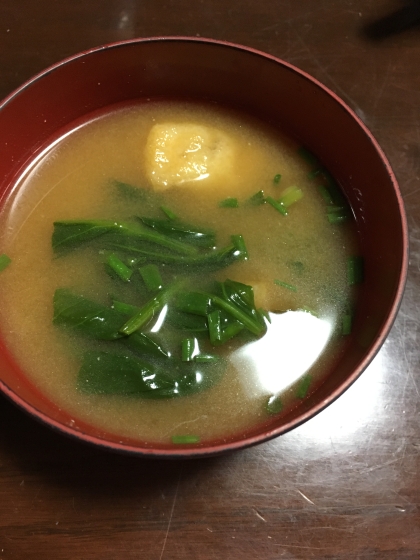 ほうれん草とねぎと油揚げの味噌汁