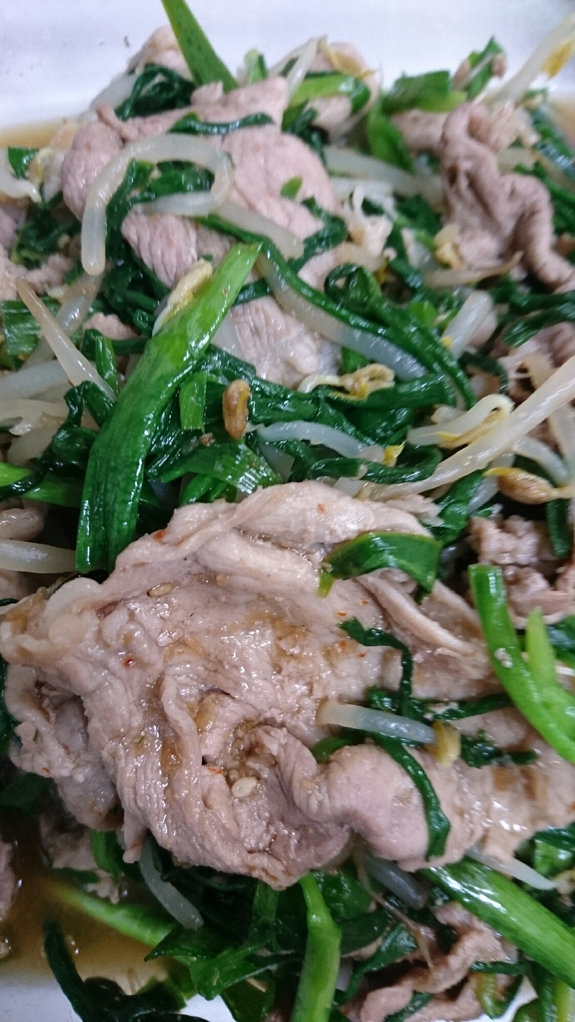 ニラとモヤシと豚コマのオイスターソース炒め レシピ 作り方 By Moe 01 楽天レシピ