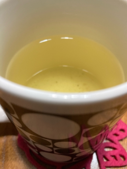 夏用の冷たい緑茶　(がぶ飲み用)