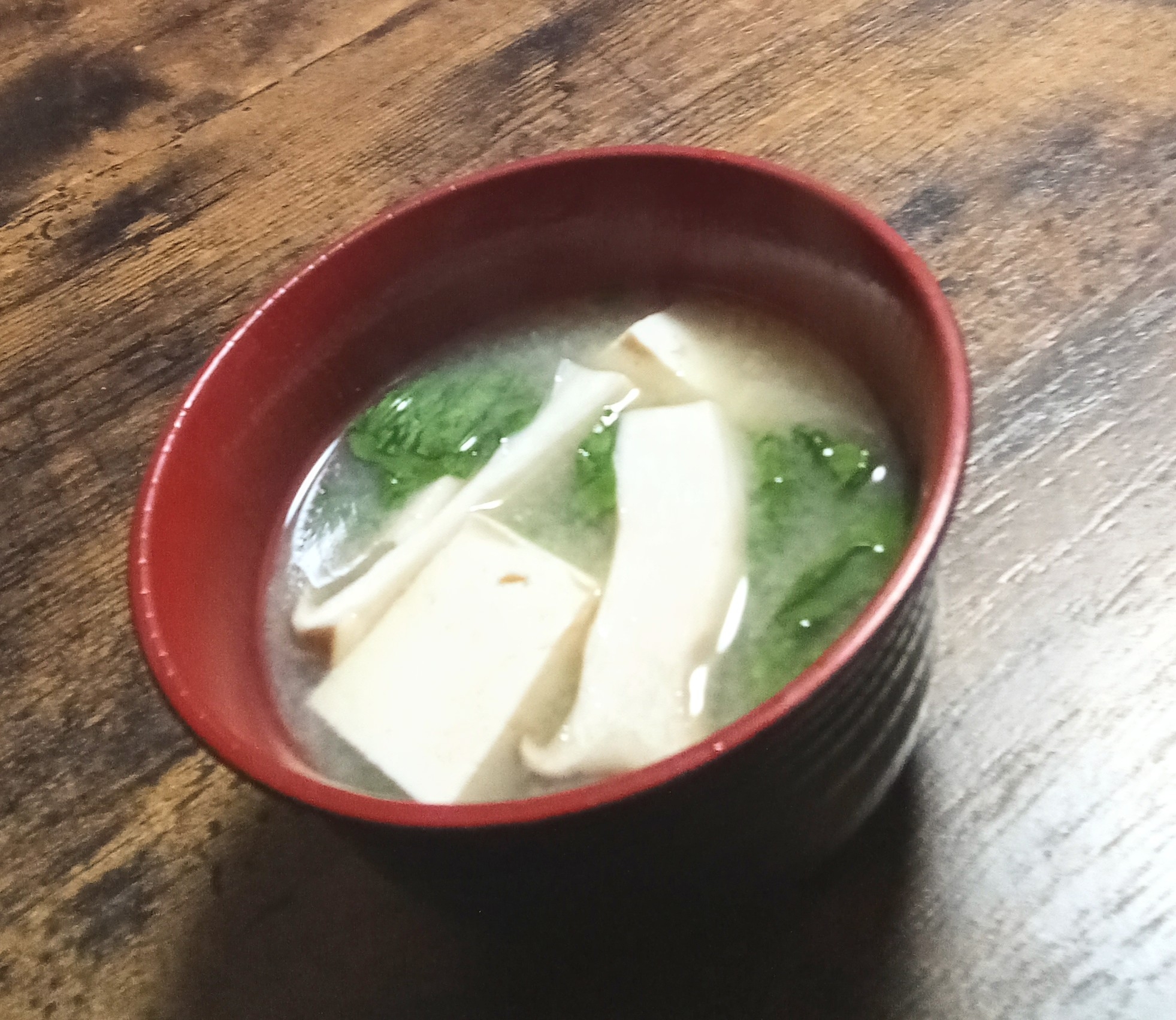 エリンギ小松菜木綿豆腐でお味噌汁〜毎日お味噌汁〜