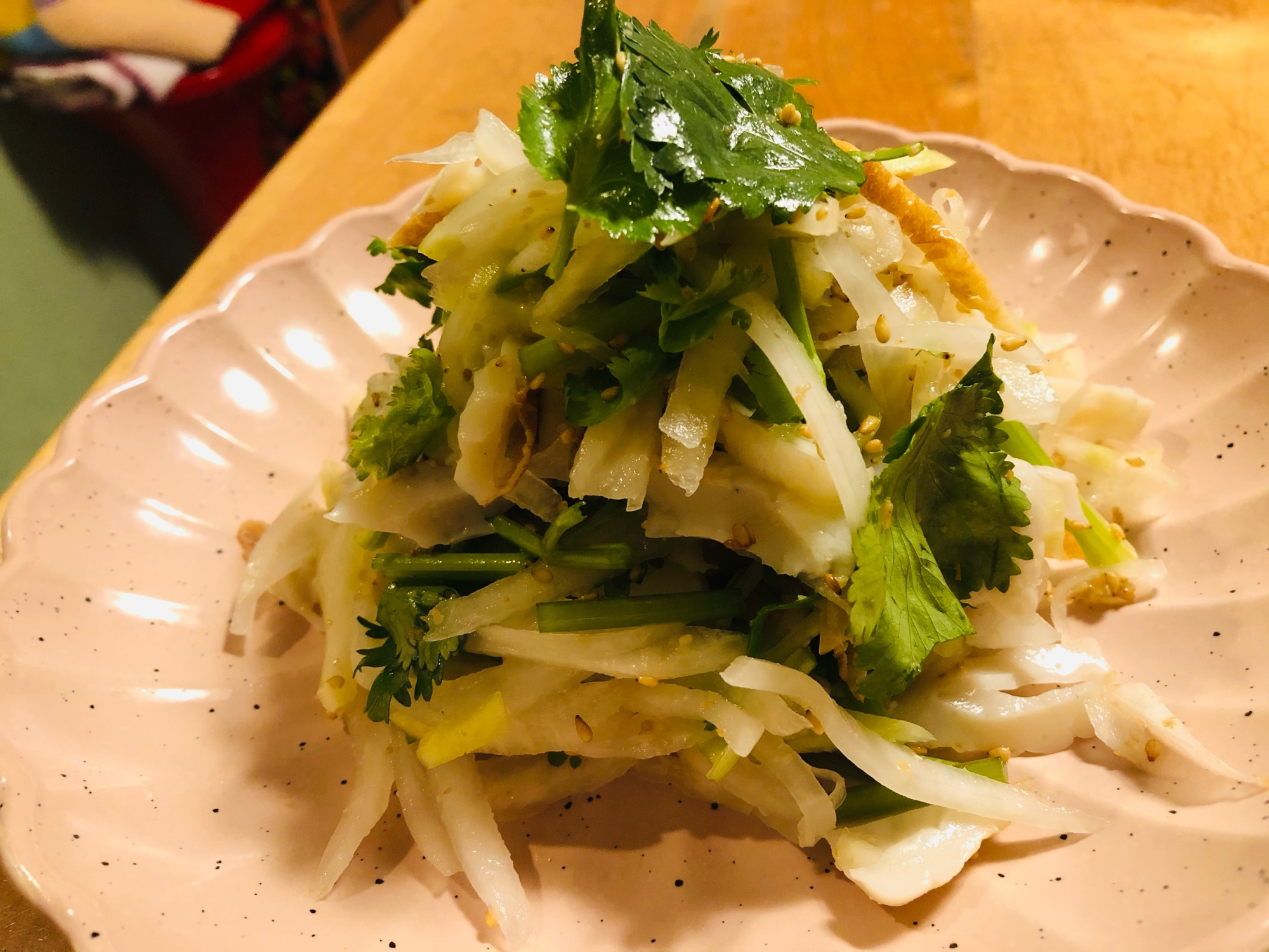 ナンプラー香る パクチーと大根のサラダ レシピ 作り方 By 梅ママ 楽天レシピ ナンプラー香る パクチーと大根のサラダ レシピ 作り方 By 梅ママ 楽天レシピ