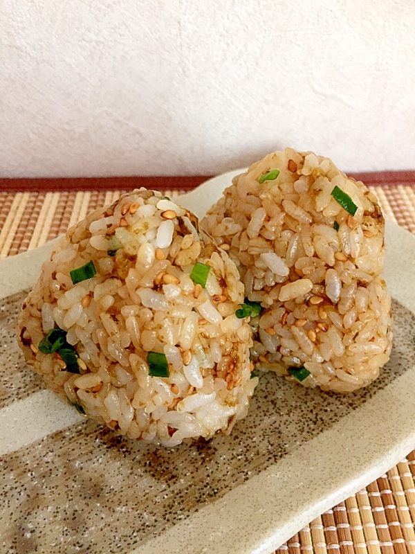 バターがいいね！海苔の佃煮のおにぎり♪