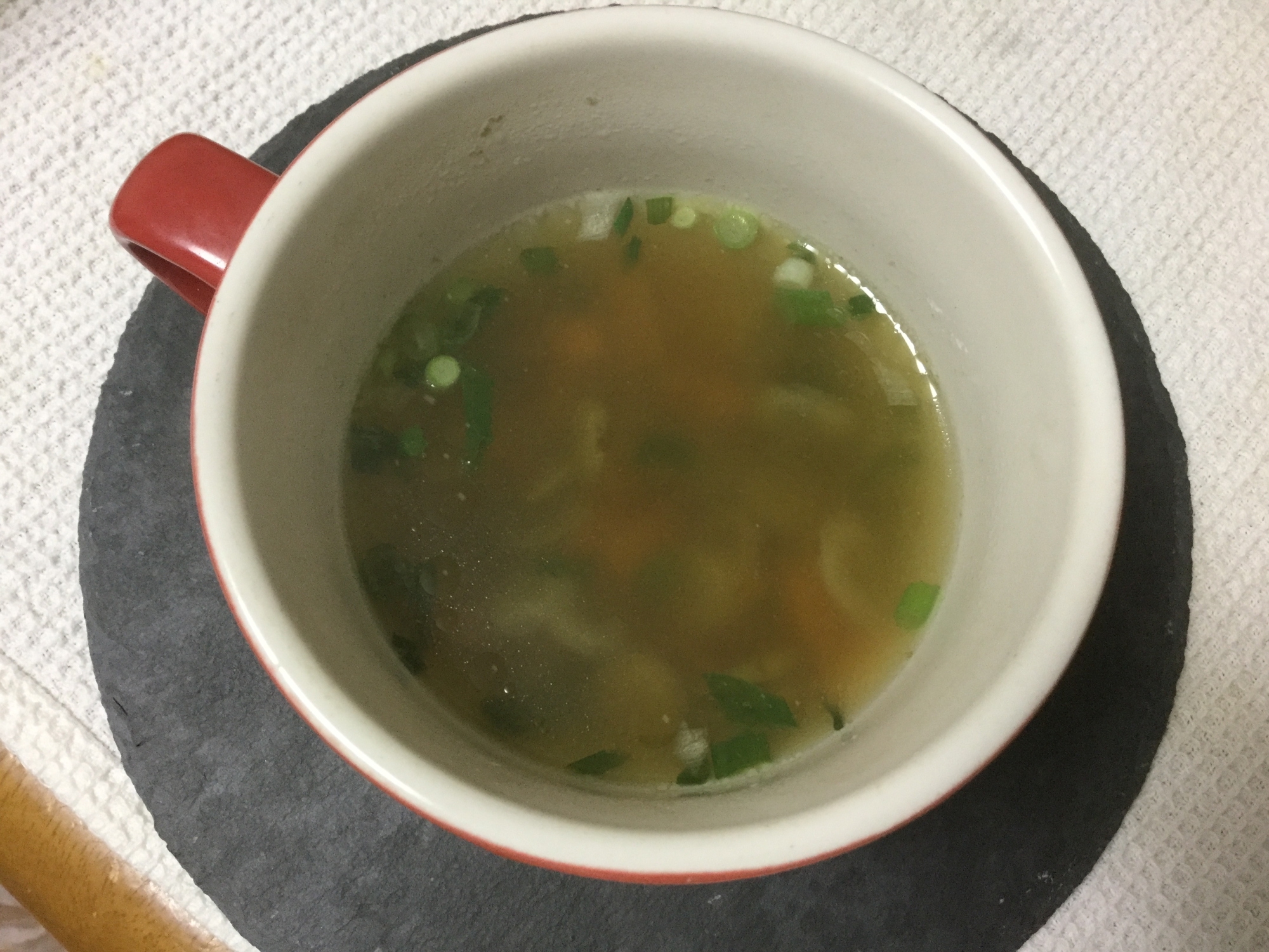 ゆでどりの汁でごぼうスープ