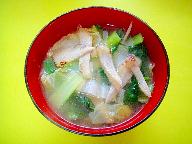 白菜と小松菜ごぼうの味噌汁