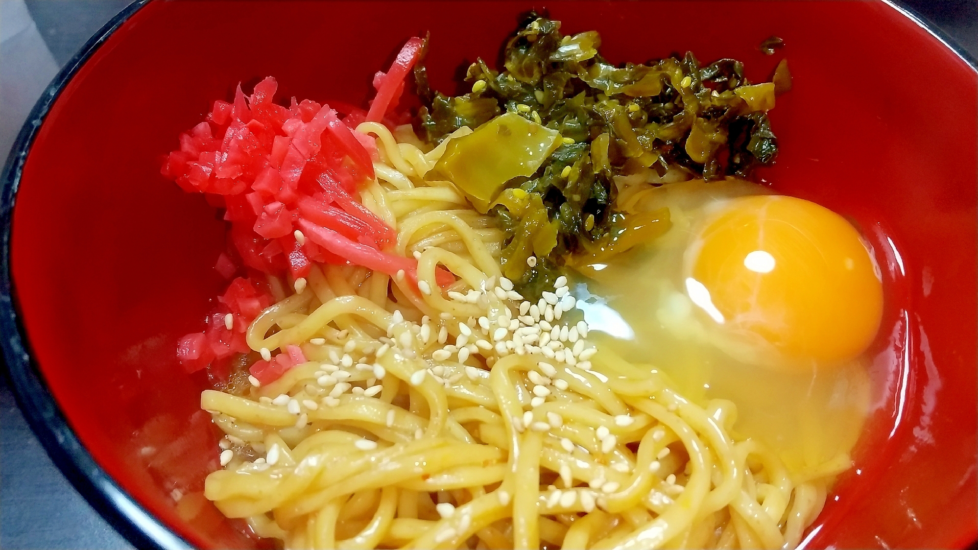 ラ王の豚骨醤油ラーメンで激うま！カレー油そば