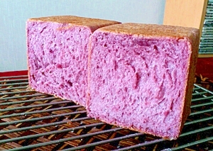 ホシノ酵母で紫イモの食パン