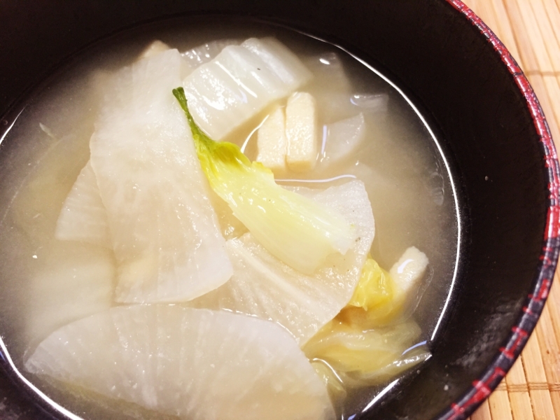 ダイコン&チンゲンサイ&高野豆腐の味噌汁