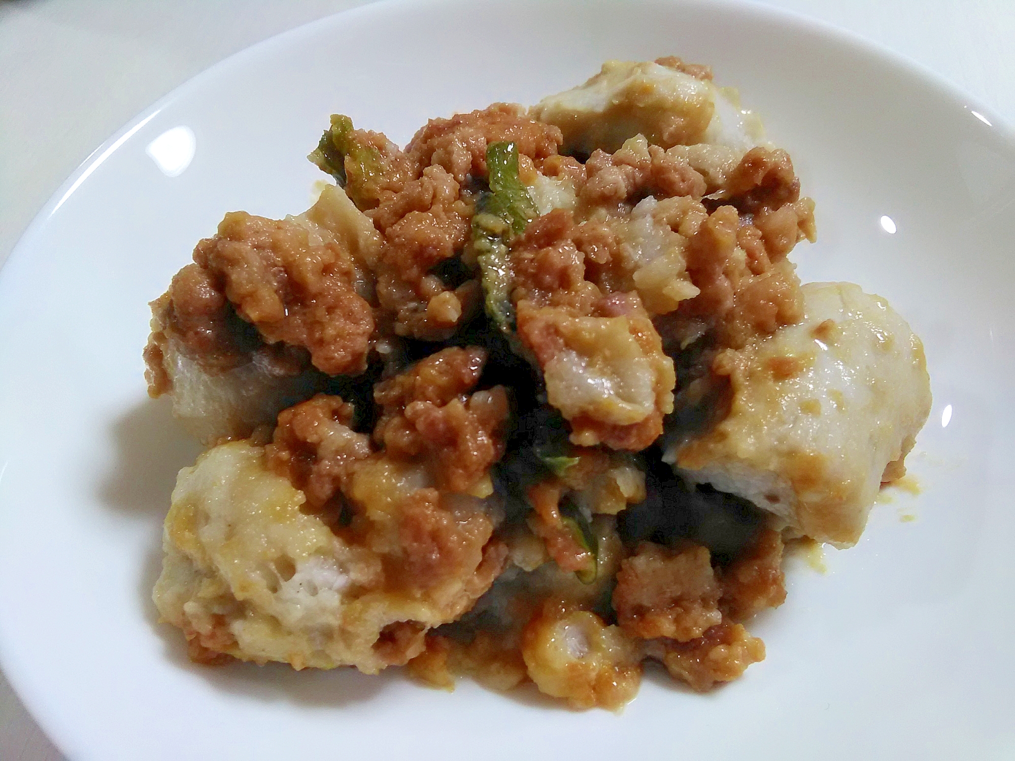 ご飯がすすむ☆挽き肉と里芋の甘味噌炒め