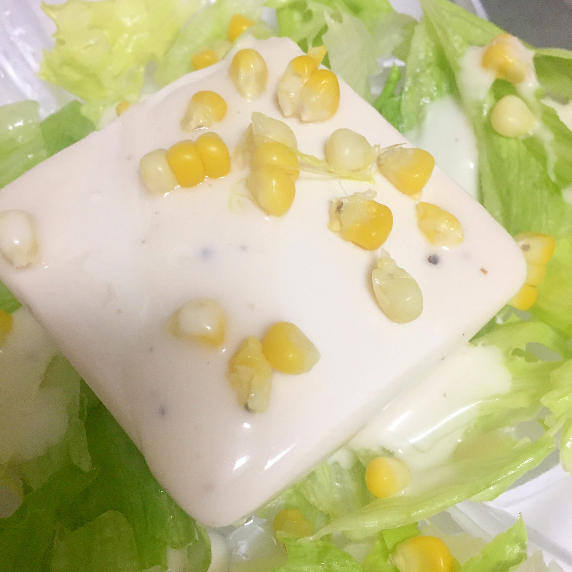 豆腐とトウモロコシのサラダ☆