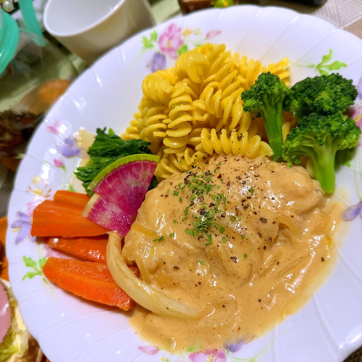 鶏もも肉の酒粕生姜豆乳クリーム煮込み