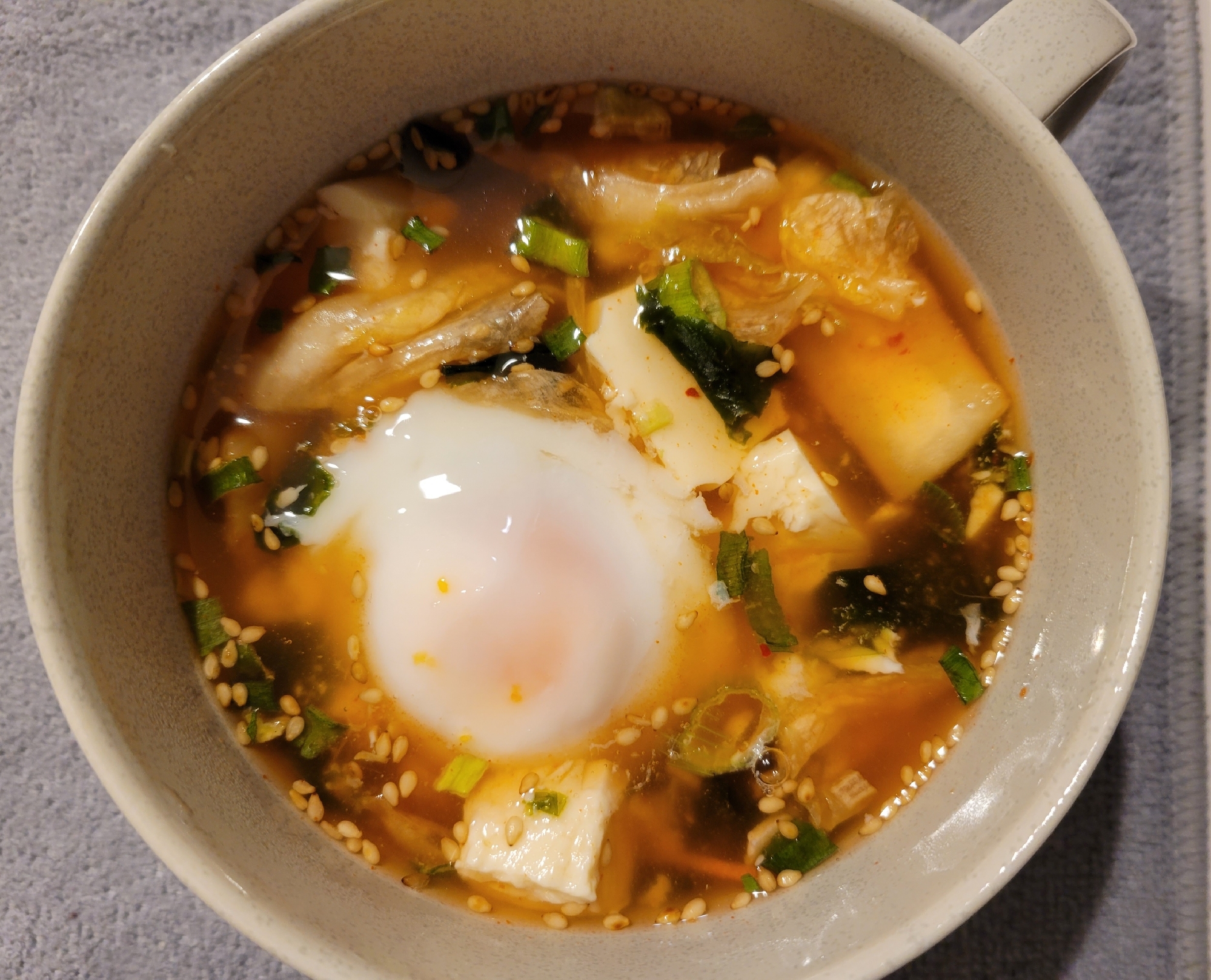 韓国風☆キムチわかめスープ卵入り