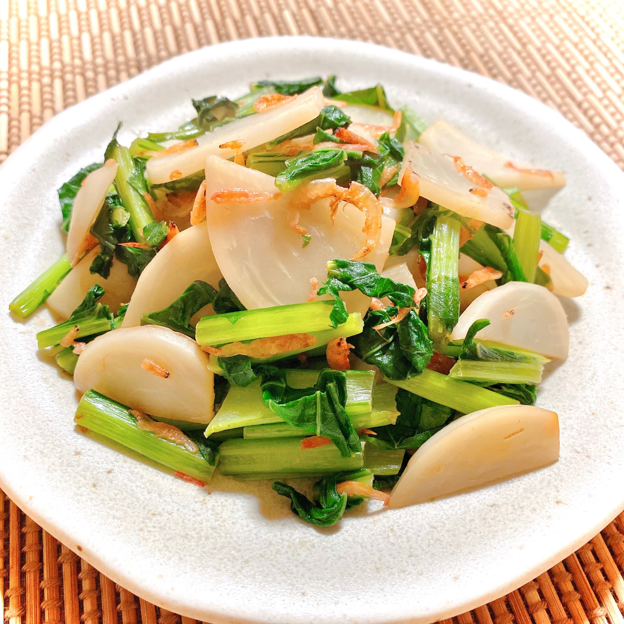 えびとかぶの中華炒め