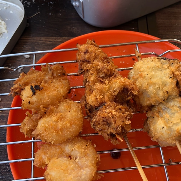 キャンプ飯 ダイソーメスティン使用の串揚げ レシピ 作り方 By りんりんりん 楽天レシピ キャンプ飯 ダイソーメスティン使用の串揚げ レシピ 作り方 By りんりんりん 楽天レシピ