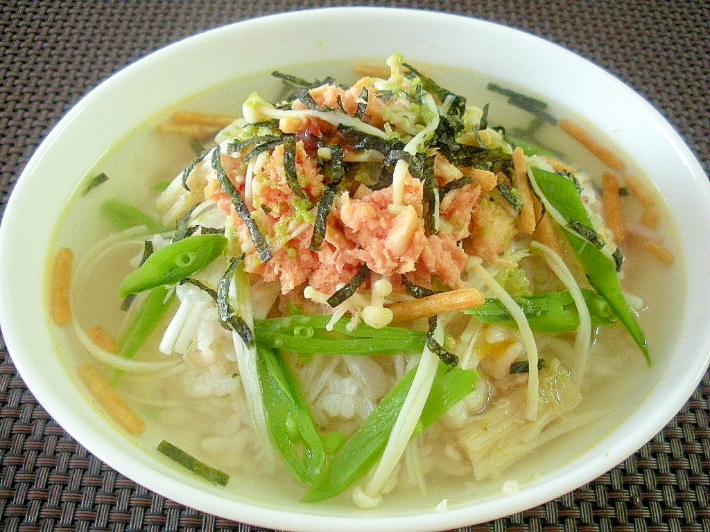 お夜食に 鮭フレークと野菜の簡単お茶漬け レシピ 作り方 By Kojarin7 楽天レシピ お夜食に 鮭フレークと野菜の簡単お茶漬け レシピ 作り方 By Kojarin7 楽天レシピ