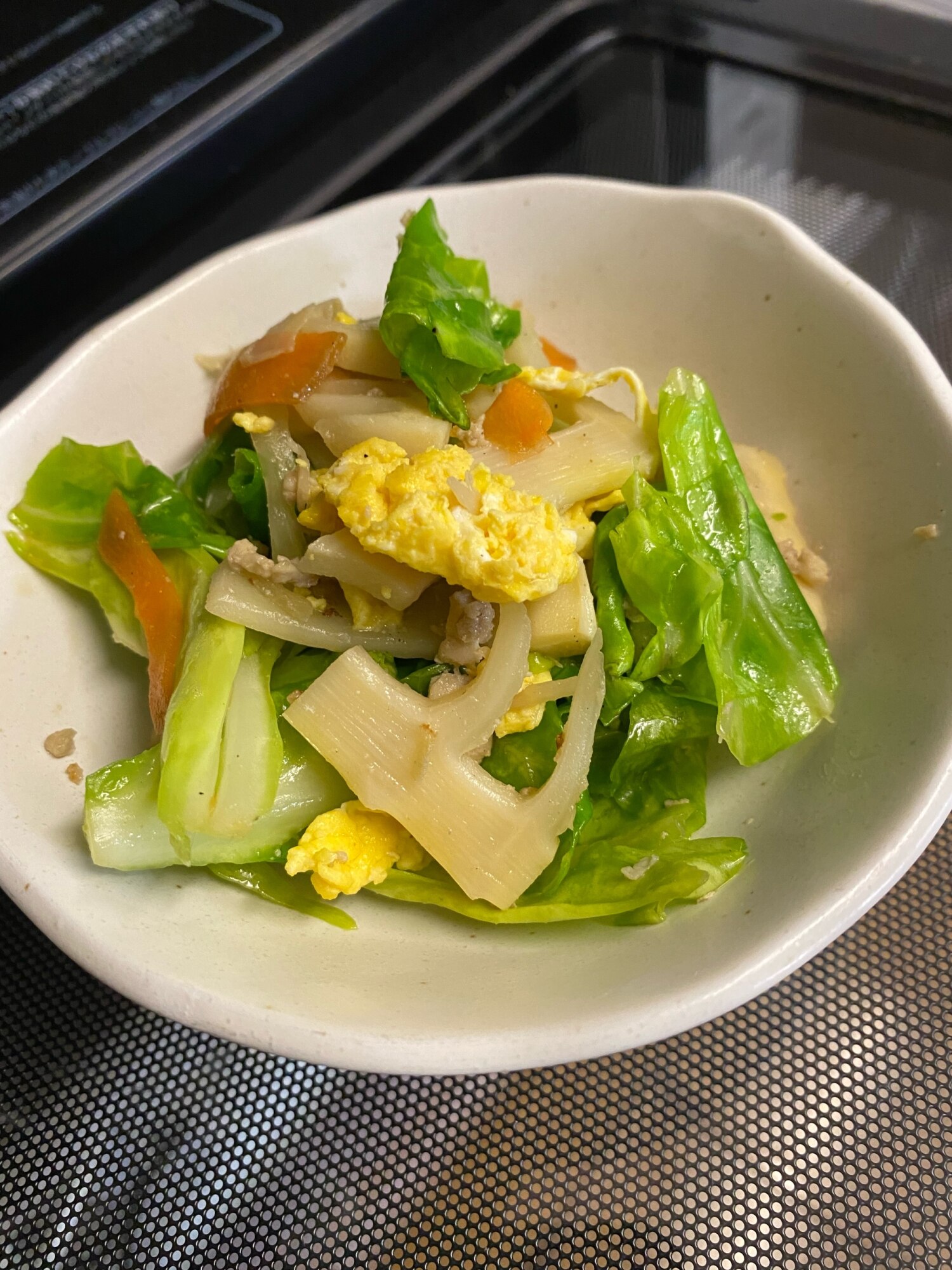 少量の鶏ひき肉で❣️筍と春キャベツのオイスター炒め レシピ