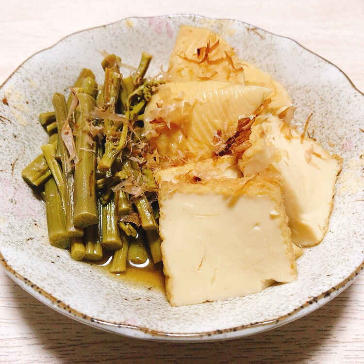 山菜で和風おつまみ☆わらびとたけのこと厚揚げの煮物