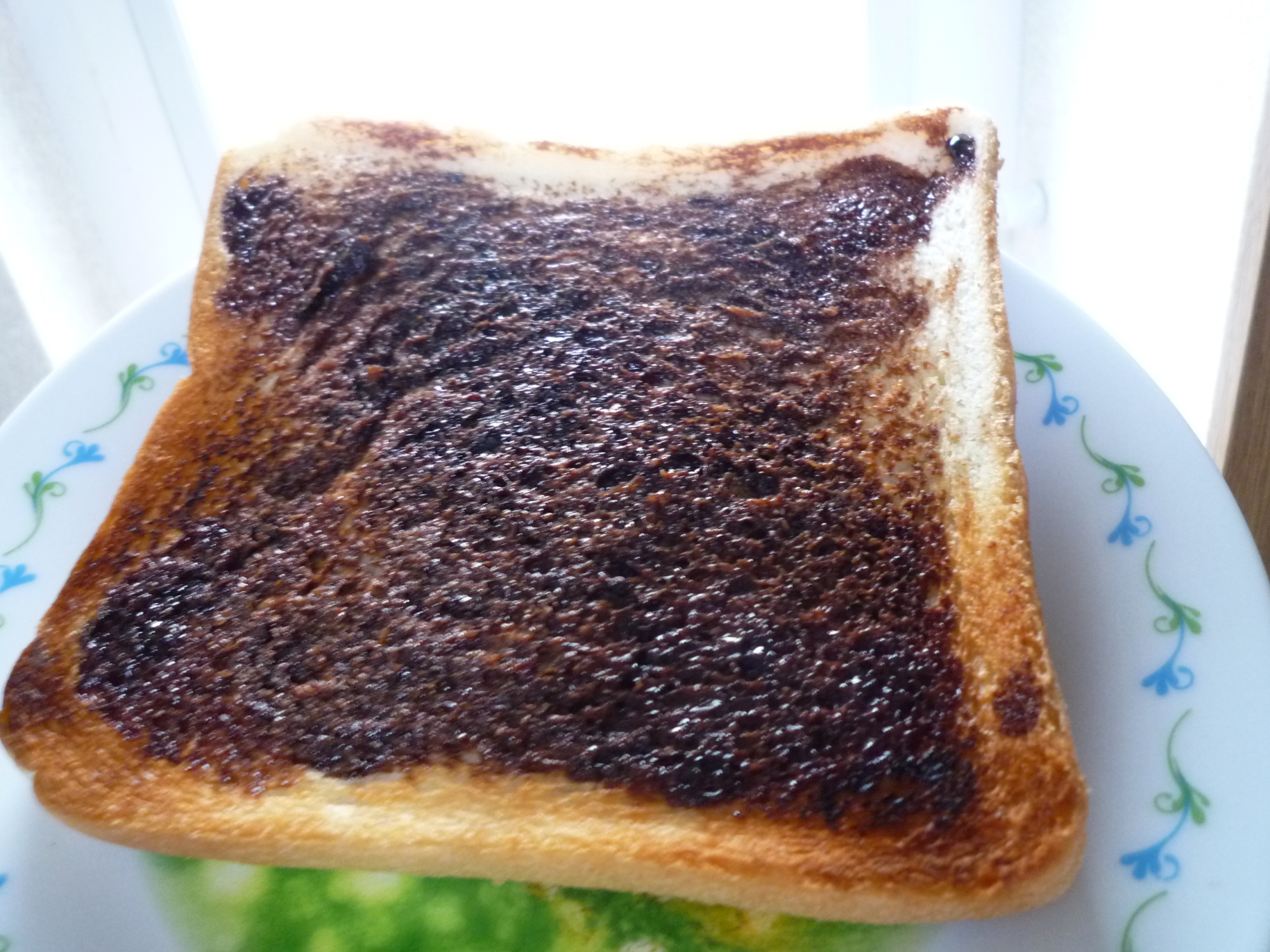 ビターな焼きチョコ風チョコトースト