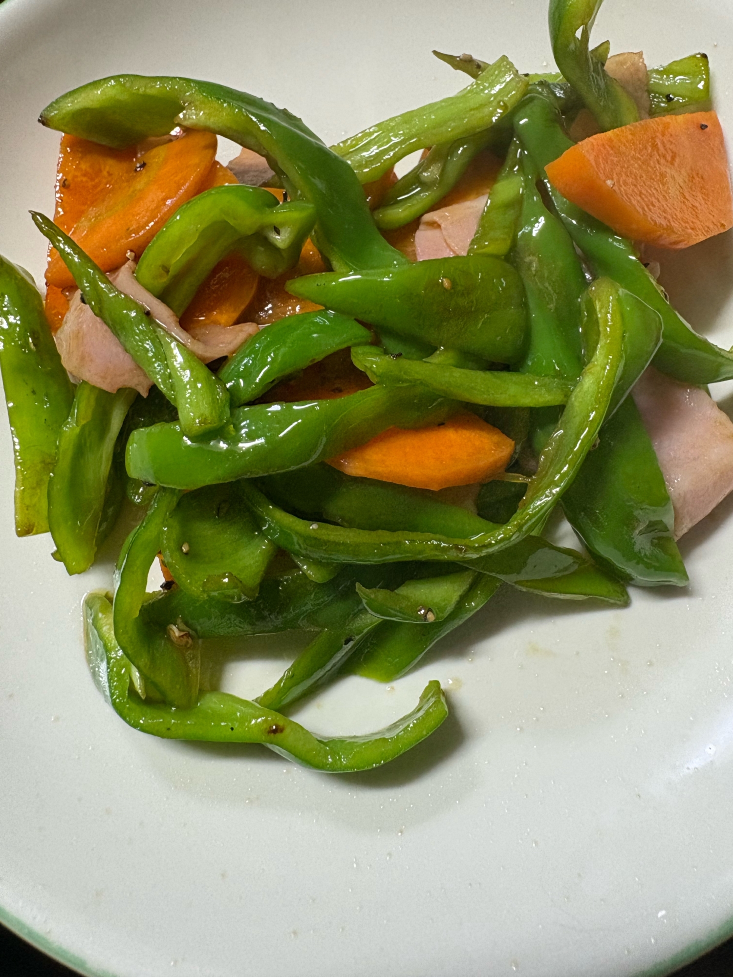 ピーマンとにんじんの炒め物(お弁当)