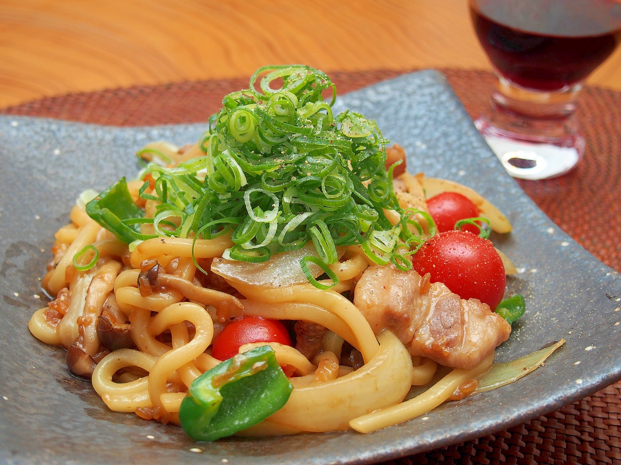 お肉ゴロゴロ醤油麹で焼きうどん