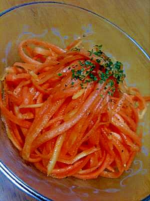 1本ぺろりと食べられちゃう にんじんのサラダ レシピ 作り方 By Anyoco 楽天レシピ 1本ぺろりと食べられちゃう にんじんのサラダ レシピ 作り方 By Anyoco 楽天レシピ