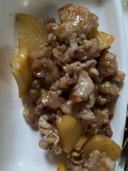 豚こまじゃがいも炒め