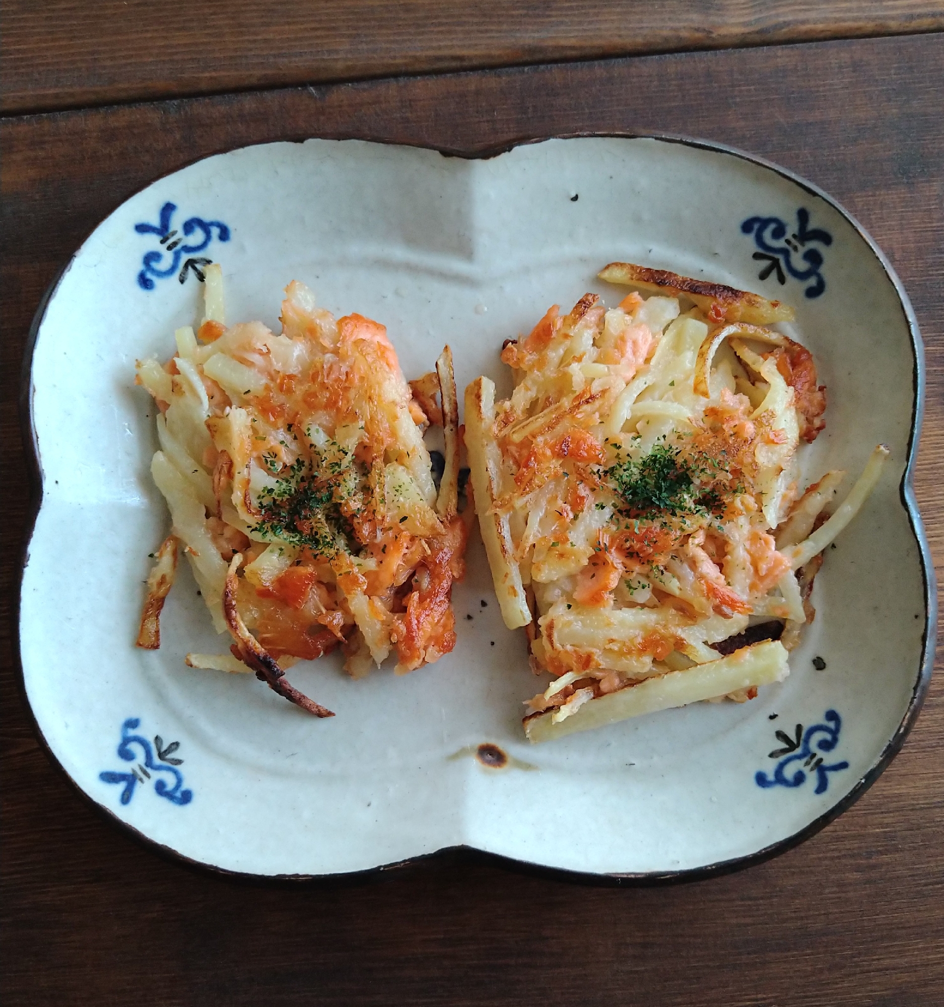 塩鮭と細切りじゃがいものカリカリ焼き