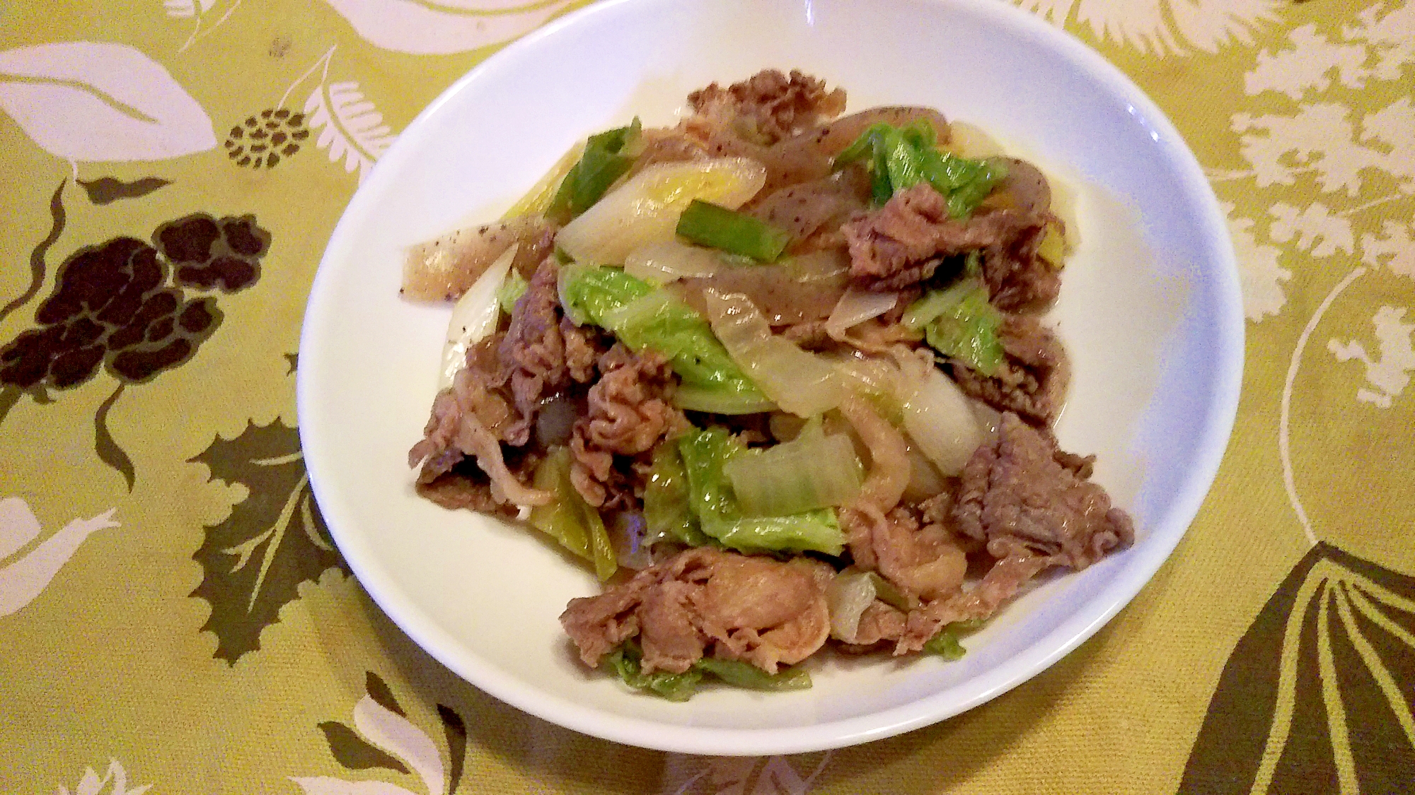 牛小間 こんにゃく 白菜のシンプル炒め レシピ 作り方 By Yushiyutot 楽天レシピ