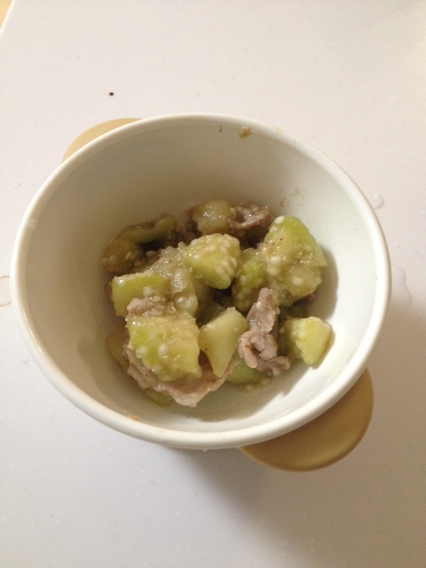 ふっくら茄子と豚肉の炒め物 離乳食 レシピ 作り方 By とっこ 楽天レシピ
