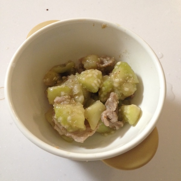 ふっくら茄子と豚肉の炒め物 離乳食 レシピ 作り方 By とっこ 楽天レシピ ふっくら茄子と豚肉の炒め物 離乳食 レシピ 作り方 By とっこ 楽天レシピ