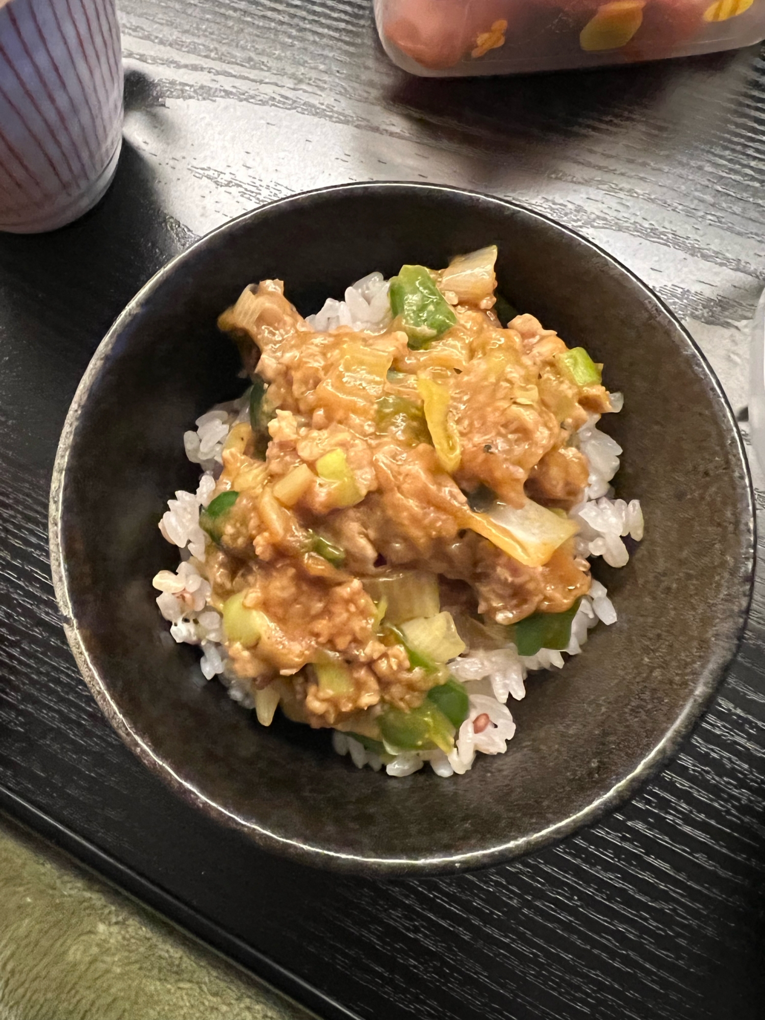 電子レンジで♪生姜香る☆肉味噌丼