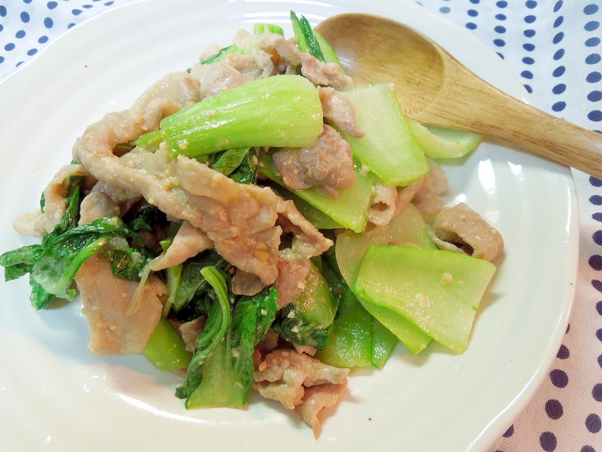 ご飯がすすむ 豚肉とチンゲン菜の味噌炒め レシピ 作り方 By ミルク白うさぎ 楽天レシピ