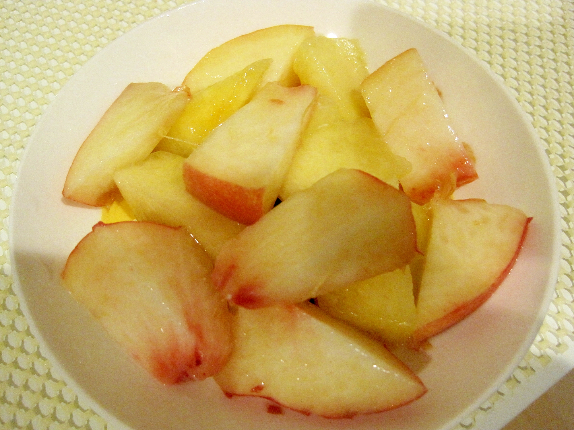 桃とパイナップルのハニーサラダ