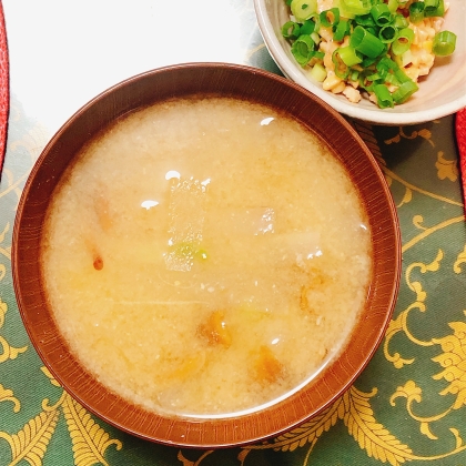 なめこのお味噌汁