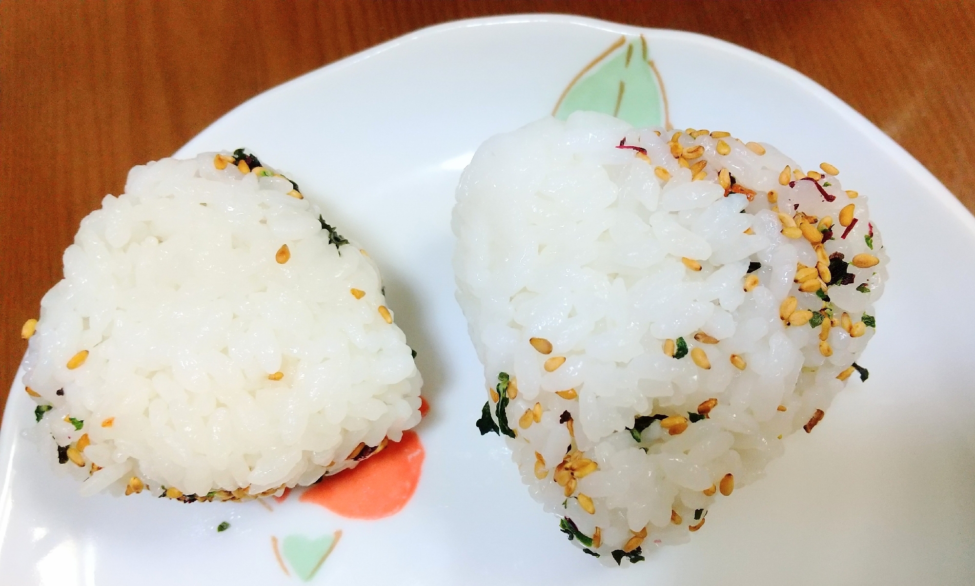 ✿大葉＆梅いりごまおにぎり✿