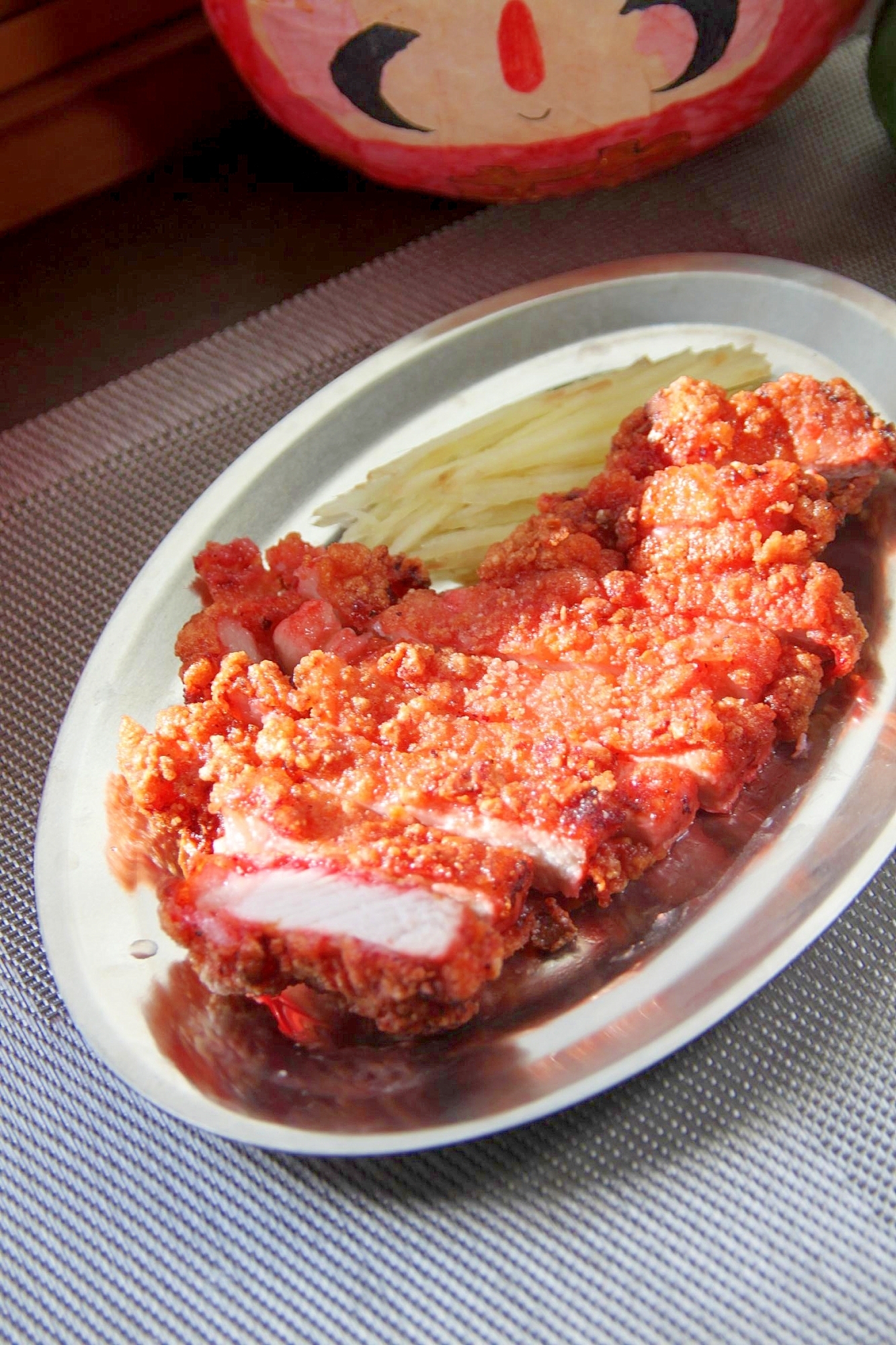 台湾のご当地とんかつ『紅焼肉（ホンシャオロウ）』