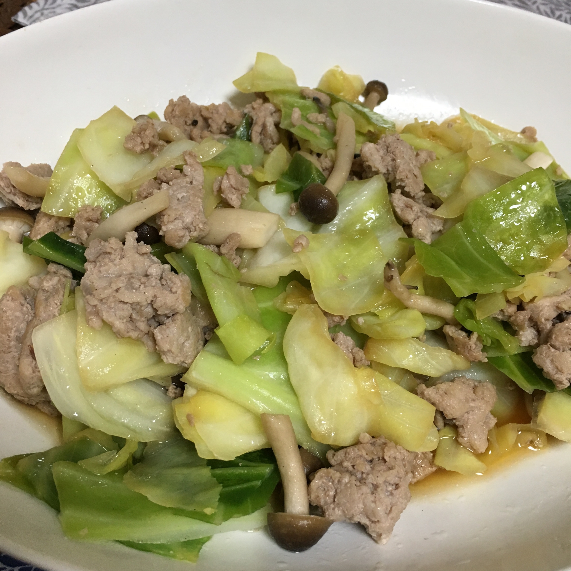 ささっと！キャベツとひき肉の炒め物