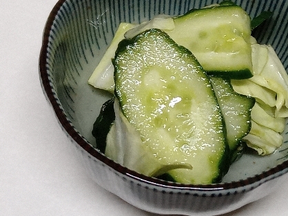 止まらない！昆布茶でパリポリ浅漬け♪