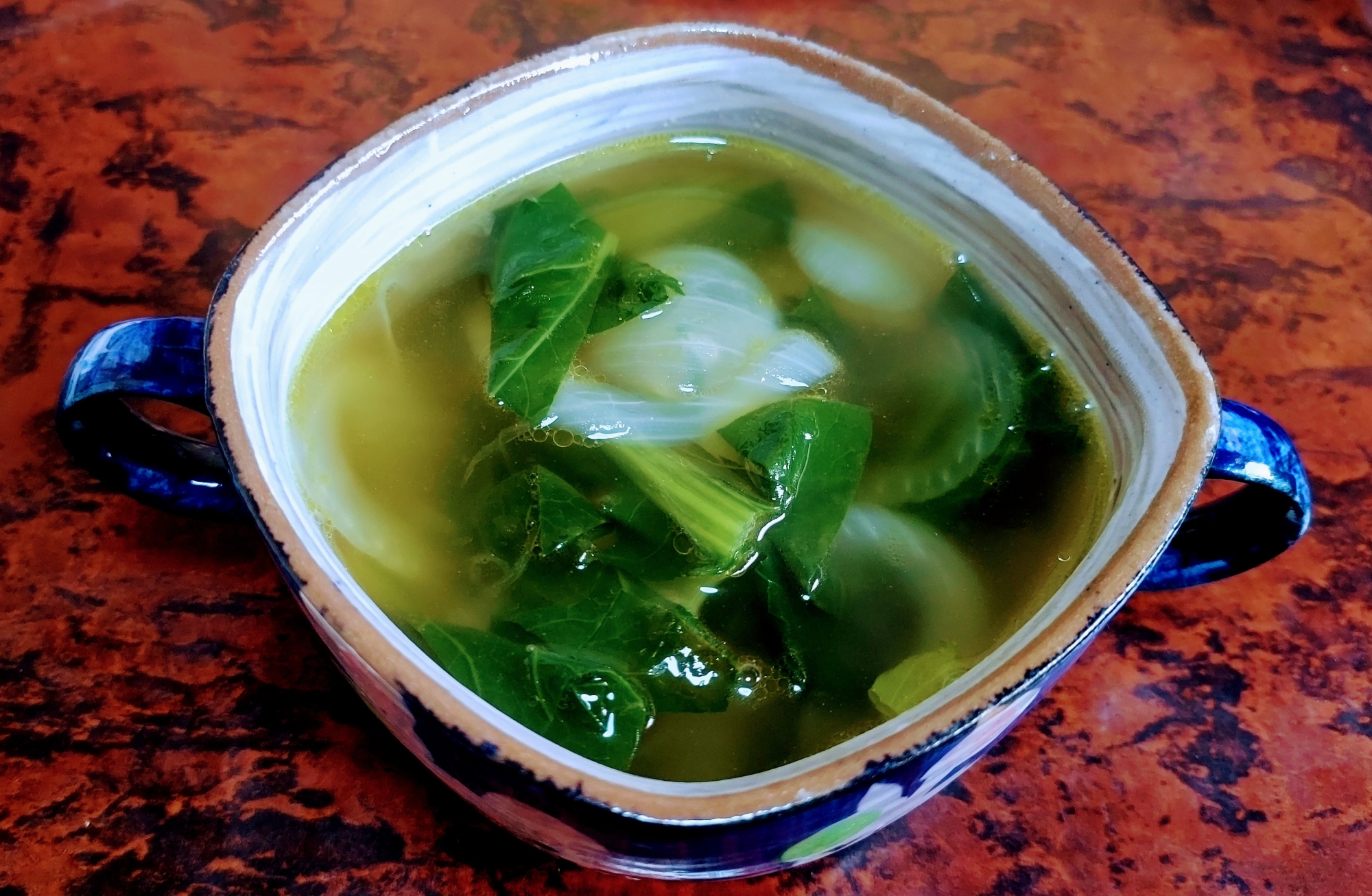 小松菜と新玉ねぎの和風スープ