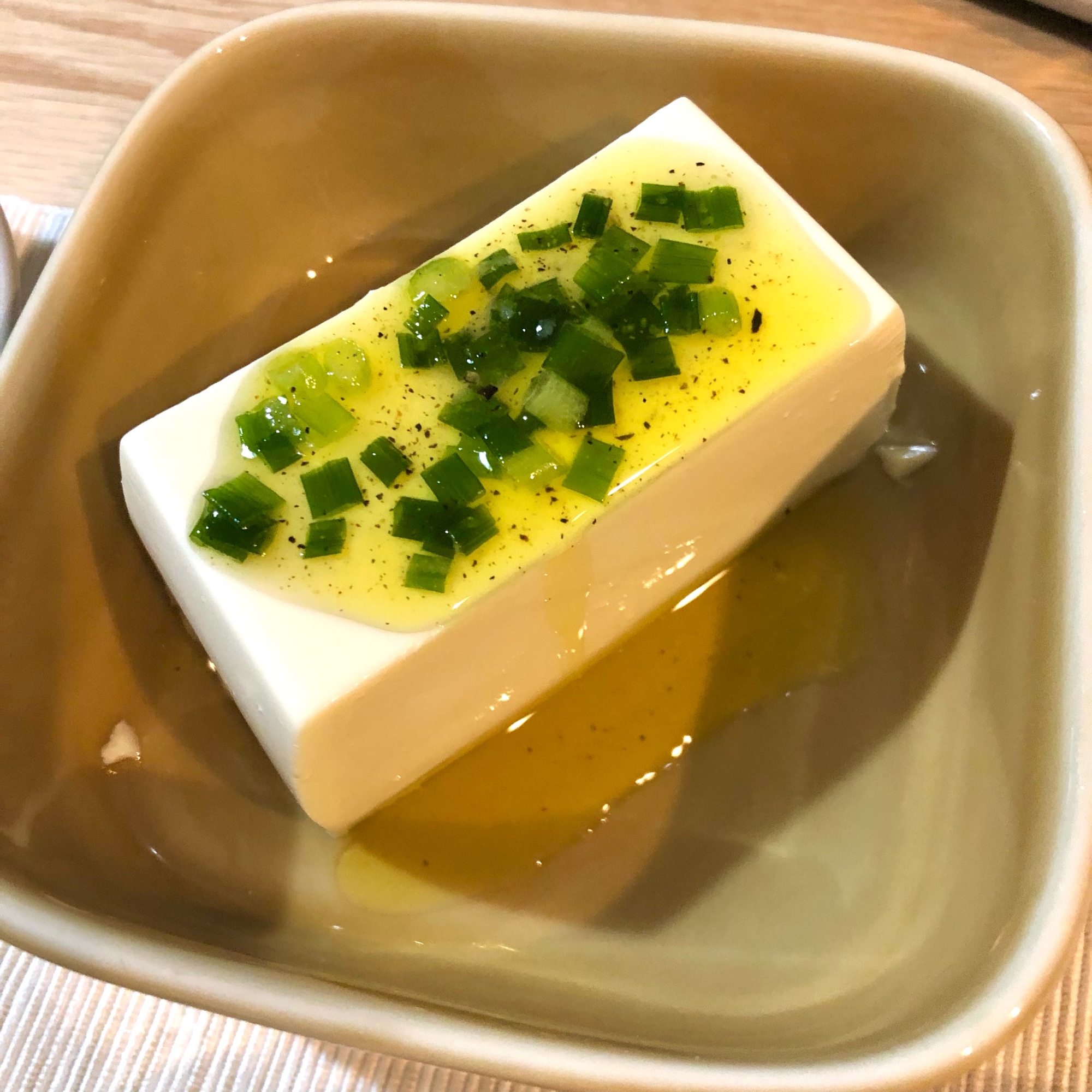 豆腐のオリーブオイルソース