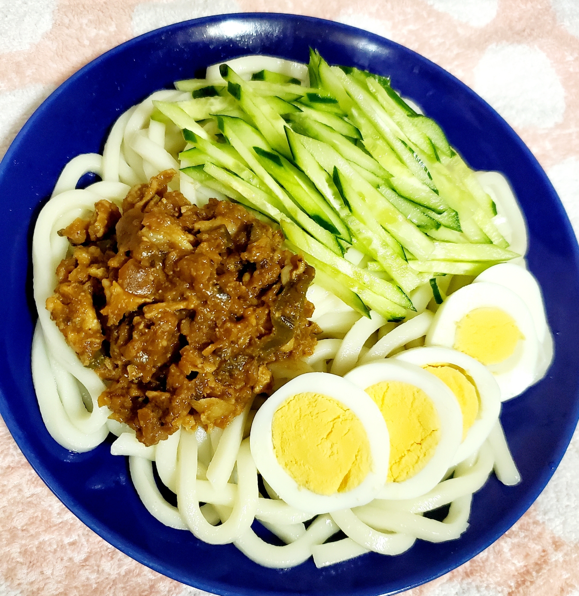 肉味噌でジャージャーうどん