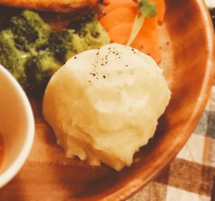 材料がシンプルで作り易かったです。脂質を控えているので嬉しいレシピでした。とても美味しく頂きました。ごちそうさまでした♪