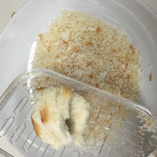 自家製 冷凍パンでパン粉をつくる レシピ 作り方 By Asiantree 楽天レシピ 自家製 冷凍パンでパン粉をつくる レシピ 作り方 By Asiantree 楽天レシピ