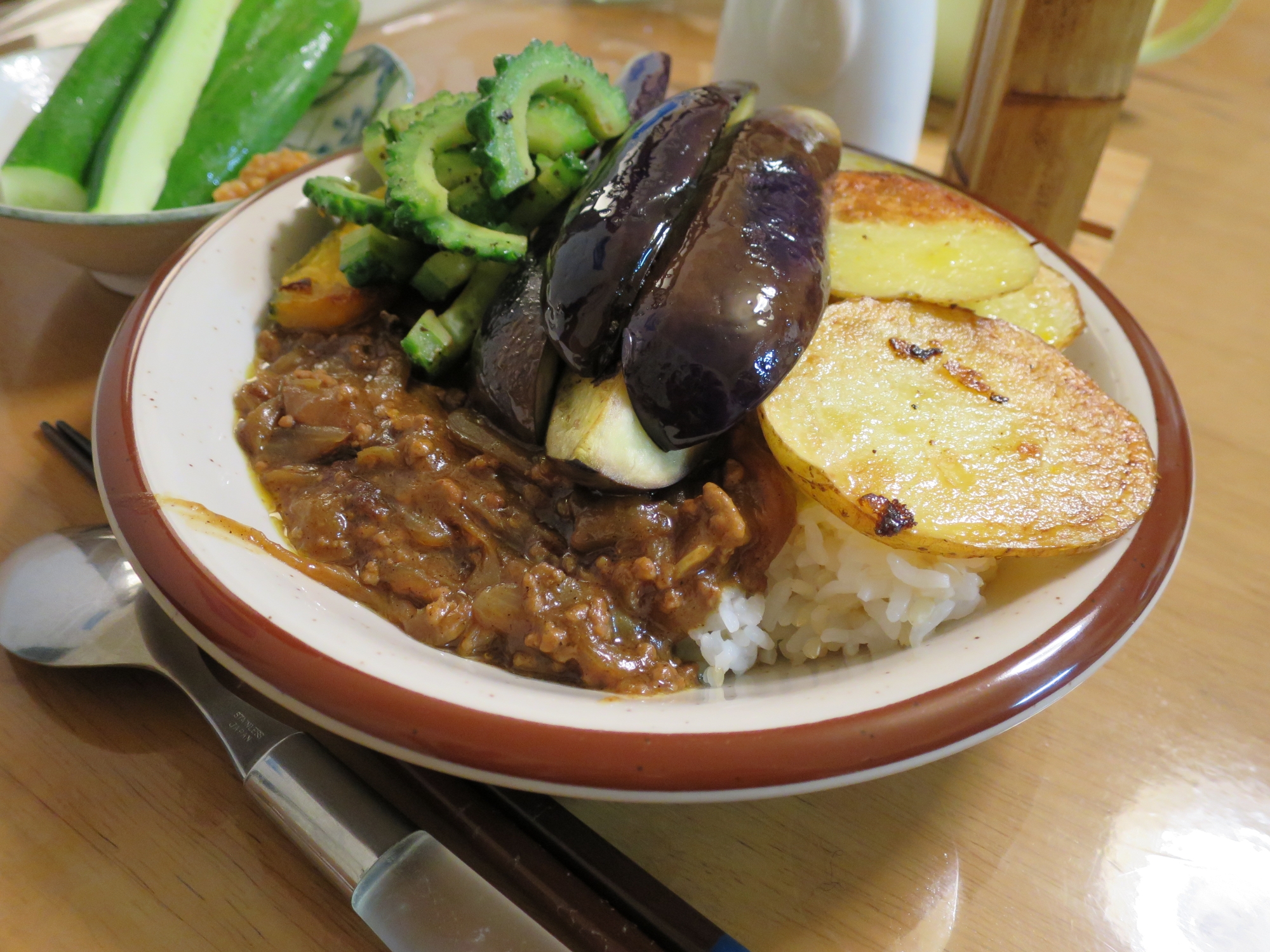 夏はピリリと野菜カレー