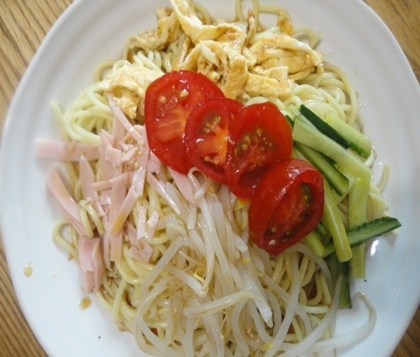 今日のお昼にリピしました♪今回は主人のと２人分。
スッキリ味で美味しかった～
ただ１つ残念なのは、練りからし切らしてたこと！！
買っとかなくちゃ！ご馳走様～！